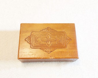 Old Carved Wood Box with Hinged Lid, Cigar Box, Trinket Box, Jewelry