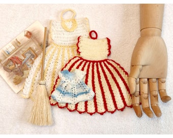 Lot of Vintage Handmade Pot Holder Dresses and Miniature Dress, Broom and Vintage Greeting Card