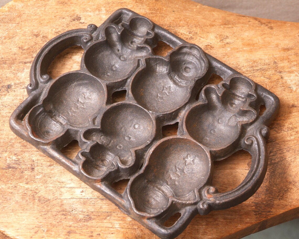 Vintage Cast Iron Baking Mold Snowman Mold Cast Iron Snowman Etsy