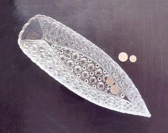 Vintage Glass Canoe Celery Dish, Daisy and Button Pattern, Clear Glass