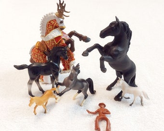 Lot of 6 Plastic Horse Toys, Figurines, Dioramas Collections