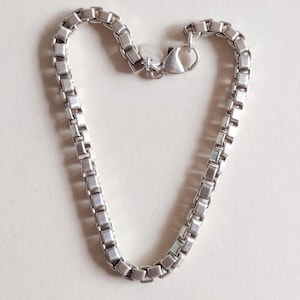 Tiffany & Co. Silver Venetian Link Bracelet, Unisex - 7.5
