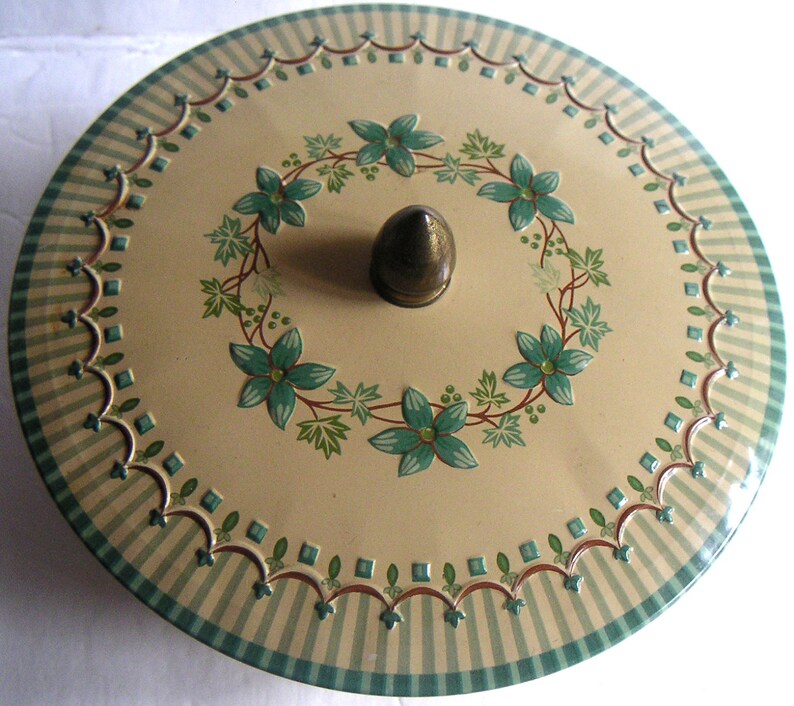 Vintage Tin Bowl with Lid Made in England Tea Time Tea | Etsy