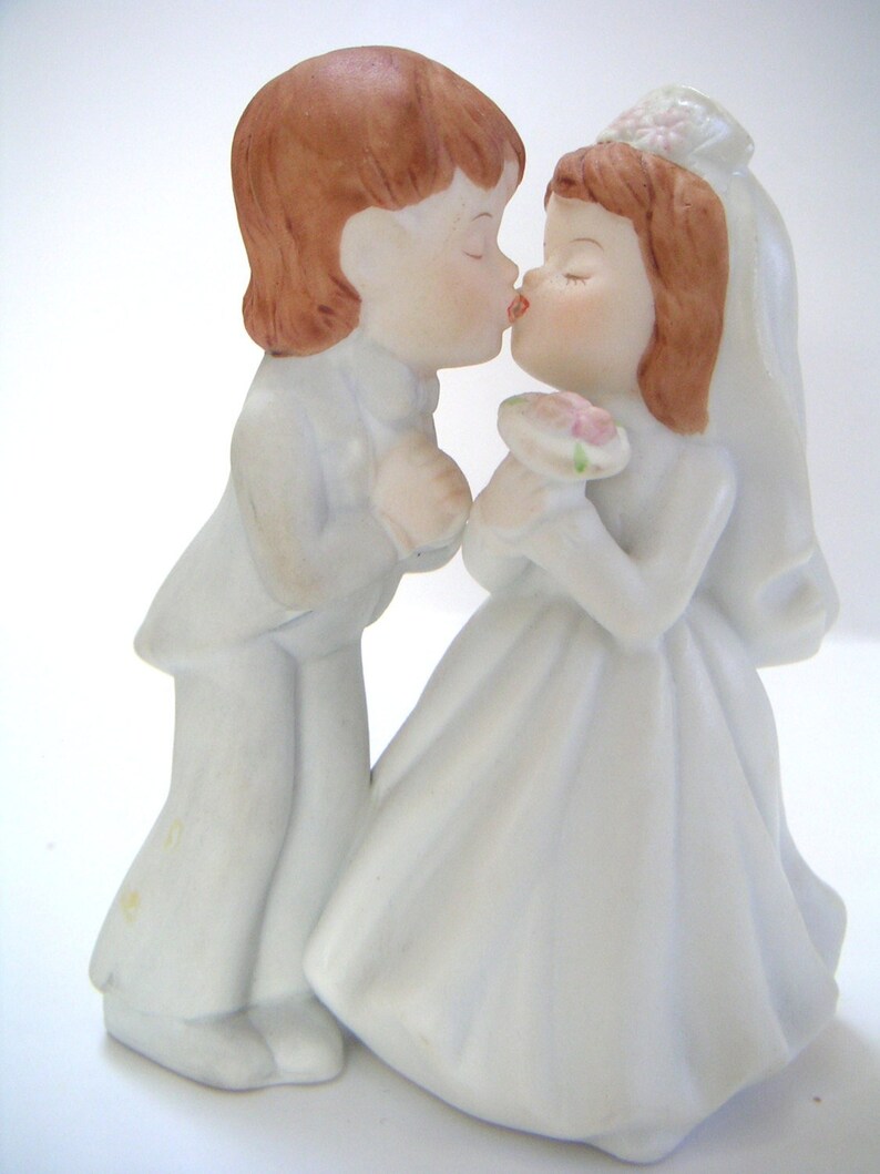 Vintage Wedding Cake Topper by Lefton. Porcelain, Wedding Day,Romance,Bride,Groom,Wedding Couple,Honeymoon. FREE SHIPPING image 1