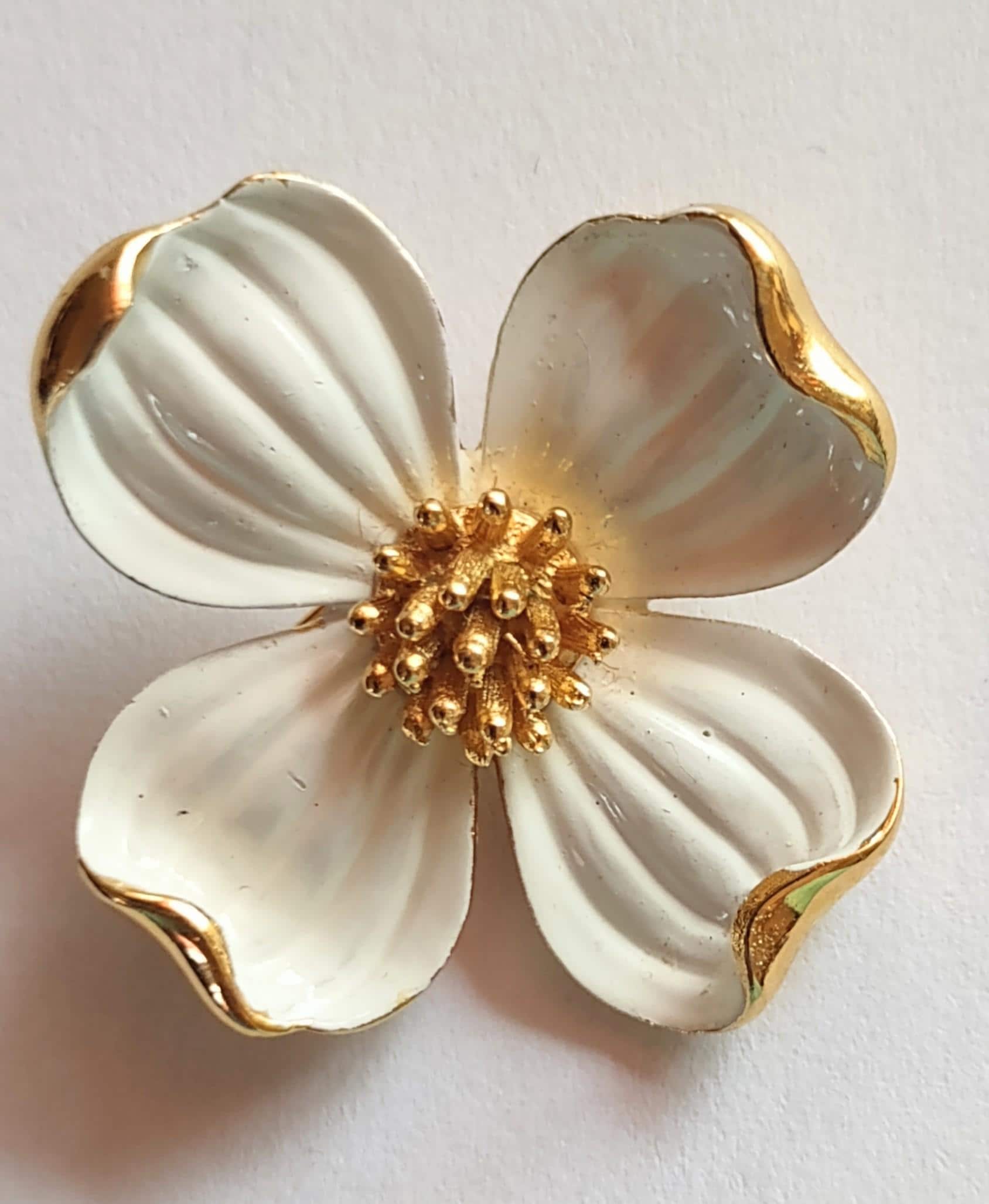 50'60's Crown TRIFARI 大ぶりの花 ヴィンテージ フラワー 50´60´s Crown TRIFARI 大ぶりの花 ヴィンテージ フラワー