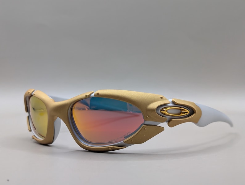 Vintage Oakley Plate Sunglasses – Gold Frame / Fire Iridium Style Lens – Y2K Wrap Design image 1