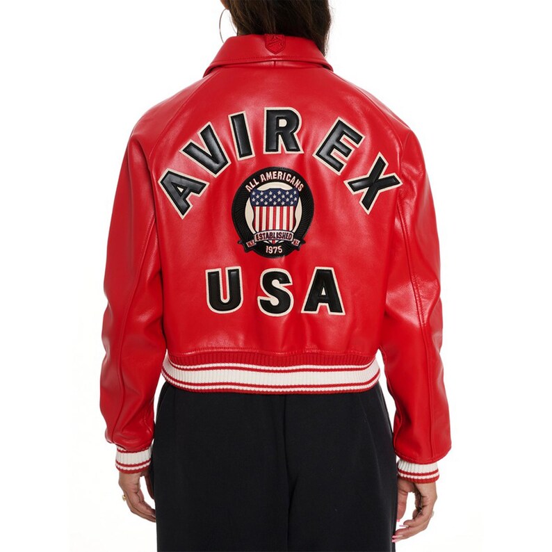 Styling Shot – Men’s leather bomber jacket perfect for streetwear and casual outfits
