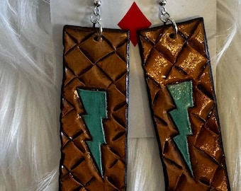 Leather earrings with lightning bolt
