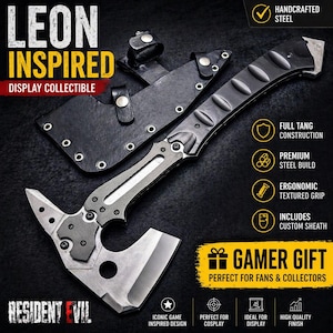 Pode incluir: Um machado colecionável de aço feito à mão com uma bainha de couro preta. O machado apresenta uma pega texturizada ergonómica e é inspirado num videojogo. O texto "LEON INSPIRED DISPLAY COLLECTIBLE" é visível.