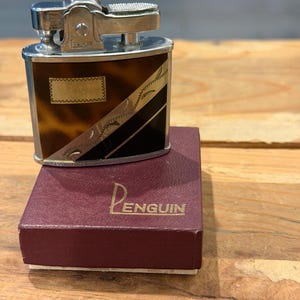 Vintage Penguin Whirlwind No. 18249 Automatic Lighter – Tortoise Shell Art Deco Design with Box