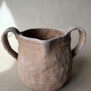 Jemez Pueblo Terracotta Pitcher, Hand-Coiled Native American Pottery with Incised Geometric Rim Details