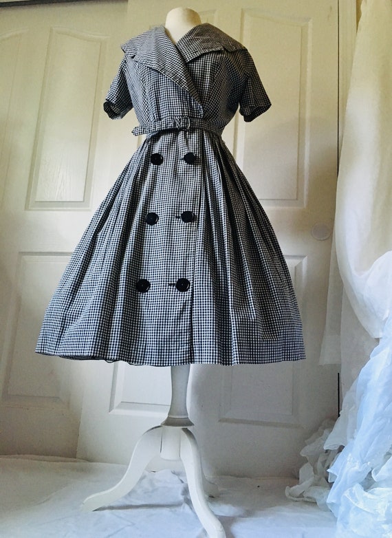 1950s Black & White Dress Shawl Collar/ Wrap aroun