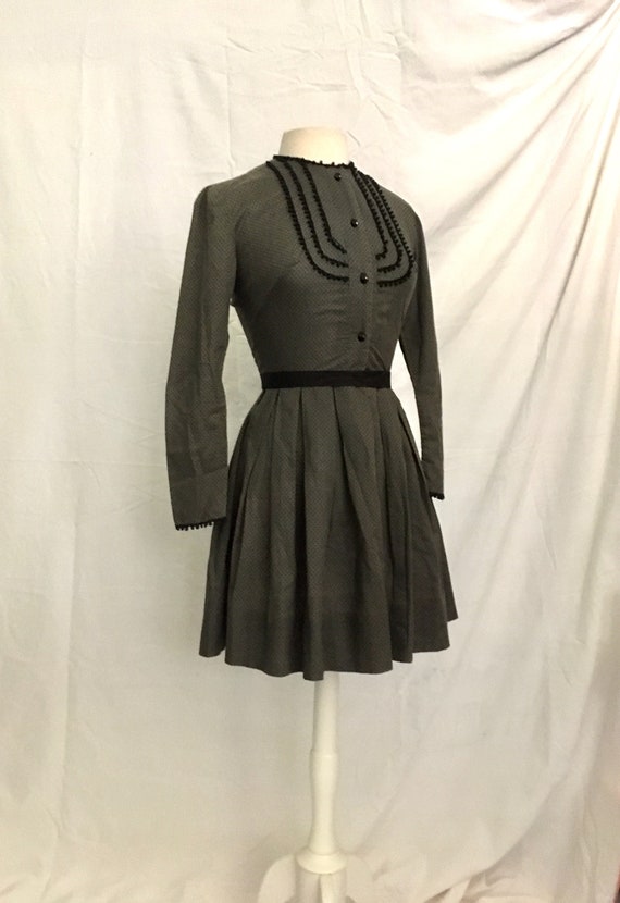 1950s Day Dress Swiss Dot Size Small - image 3
