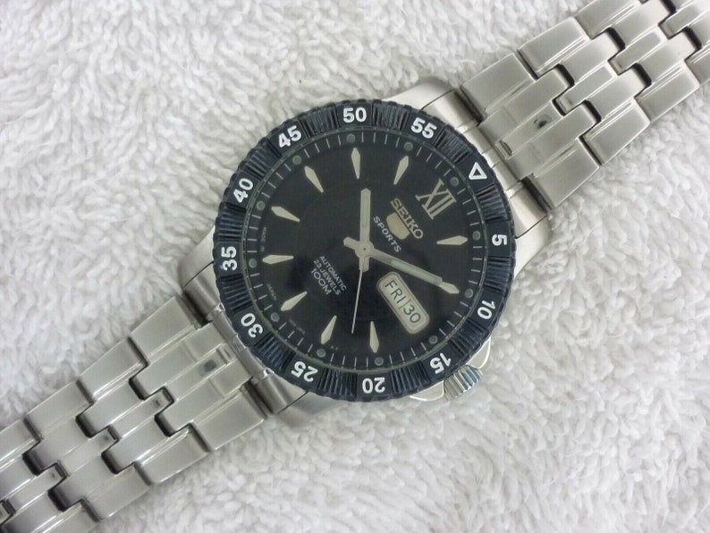 seiko 5 sports 40mm