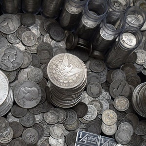 US Silver Coin Collection: Morgan Dollar, Liberty Half, Barber Quarter, Mercury Dime image 3
