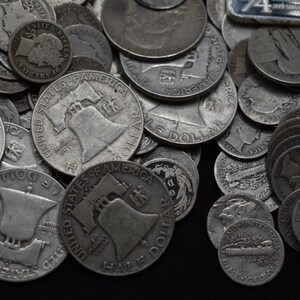 US Silver Coin Collection: Morgan Dollar, Liberty Half, Barber Quarter, Mercury Dime image 5