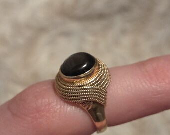 Schwarzer Sternsaphir Ring 750er Gold