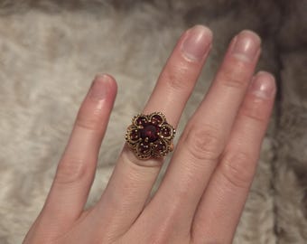 Granat und 14k Goldring