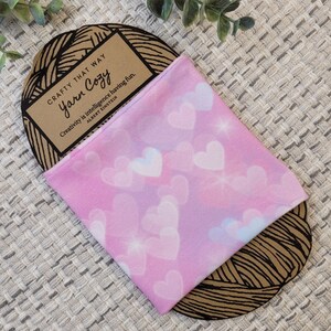 Yarn Cake Cozy, Skein Holder, Yarn Sleeve, Hearts Yarn Bowl, Gift for Knitter / Crocheter, Yarn Ball Holder, Skein Coat, Hearts Skein Cozy