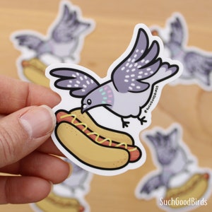 Taube mit Hot Dog - 3 ""Vinyl Aufkleber - süßer kawaii Vogel Aufkleber, Geschenke für Vogelliebhaber, Taubenliebhaber, Hotdog Aufkleber, Meeresküste, Strand Aufkleber."