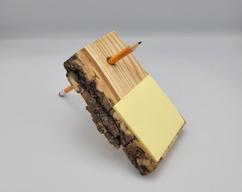Tableau rustique | Porte-notes autocollant en bois Live Edge avec fente pour crayon | Organiseur de bureau fait main | Cadeau de décoration de cabane | Accessoires de bureau
