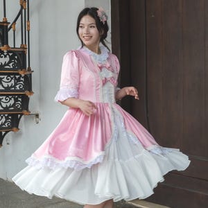 Pink Lolita Princess Dress, Sweet Lolita OP with Lace & Bows, Kawaii Tea Party Outfit, Vintage-Inspired Pastel Cosplay, Classic Lolita