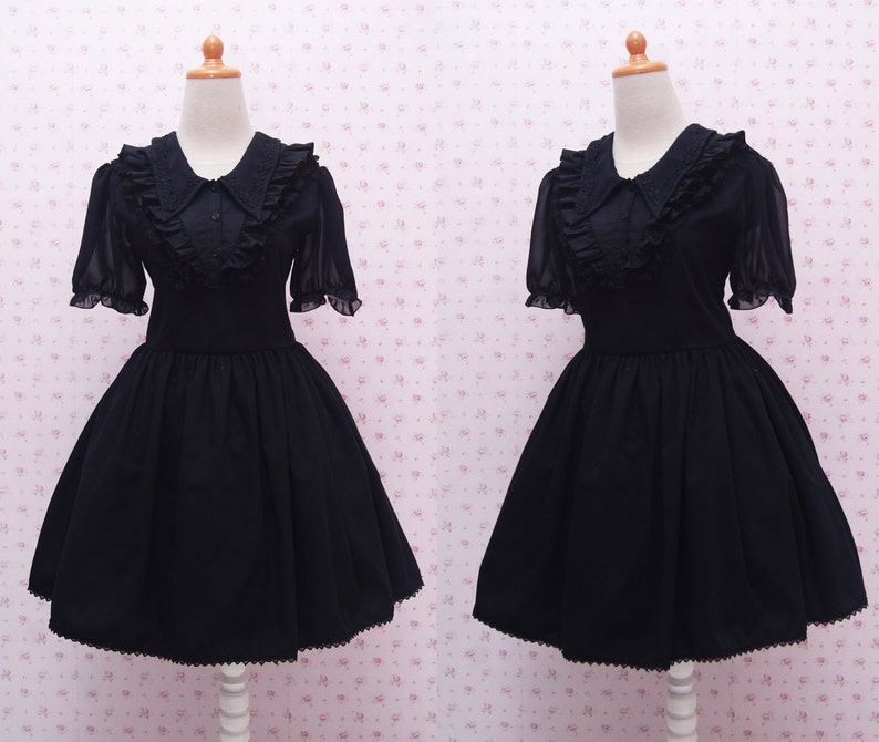 Black Gothic Laces Lolita Dress with Triangle Neckline and Puffy Chiffon Arms Gothic Lolita for Tea Party Knee Length Black Gothic Dress image 1