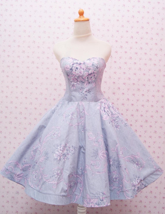 Floral Grey Strapless Gown: Vintage Inspired Sweetheart Wedding Dress