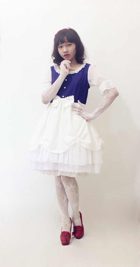 Lace Collared Snow White Dress: Ruffle Skirt, Princess Costume