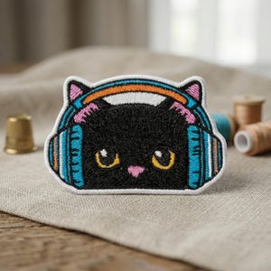 Black cat with Headphone Patch Iron on Patches Embroidered Badge Saw On for Jeans, Clothing, Bags, Jackets, Caps
