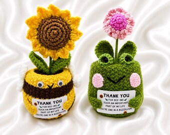 Crochet Sunflower and Frog Plush Gift Set | Handmade Thank You Crochet Flowers | Cute Bee & Frog  Decor | Teacher Appreciation Gift