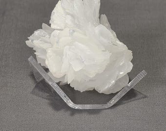 White rose calcite with celestine inclusions