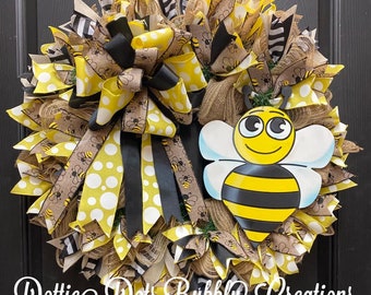 Bumblebee Pumpkin Wreath, Bumblebee Wreath, PVC Bumblebee Wreath, Polka Dot Wreath, Spring/Summer Wreath