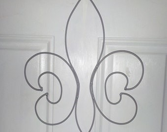 Fleur De Lis Wreath Wire Form