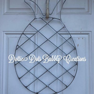 Pineapple Wreath Wire Form