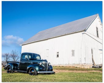 Impresión artística de un camión de granja vintage / Fotografía de camiones de estilo rural americano / Arte mural rústico