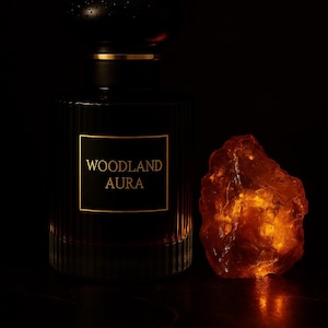 Parfum naturel pour homme « Aura des bois » avec pin des forêts, myrrhe, bois de cèdre, mousse de chêne image 9
