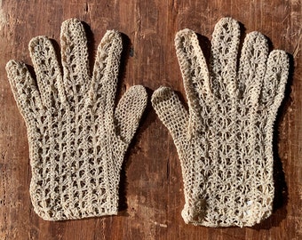 Vintage Bridal Hand Crocheted Gloves