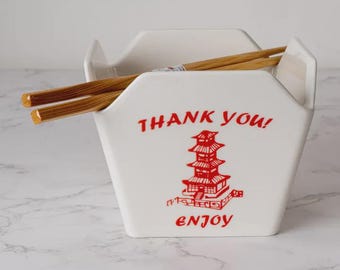 Urban Tokyo Chinese Takeout Box Style Porcelain Noodles Bowl With Chopsticks