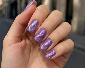 Purple Holographic Press On Nails Short Square, Iridescent Chrome Nails, Glossy Minimalist Everyday Nails, Handmade Fake Nails Set