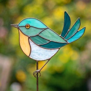 Conjunto de 3 Estacas para Plantas com Desenho de Pássaros em Vitral, Modelo em PDF para Apanhador de Sol (Download Digital)