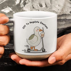 Taza divertida con diseño de pato, ideal para regular las emociones, taza con diseño de animalito adorable, taza de café personalizada, regalo para amantes de los animales, taza divertida para aliviar el estrés.