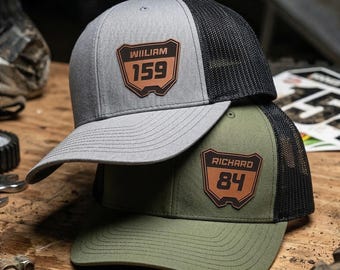 Regalo personalizado de motocross para él, regalo de carreras de motocross en pista de tierra, gorra de motocross personalizada con equipo y número, gorra de carreras de pista plana