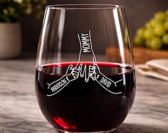 Personalized Mother's Day Gift For Twin Mom, Gift for Twin Mommy, Engraved Wine Glass, Mom Holding Hands with Kids Glass, Baby Shower Gift