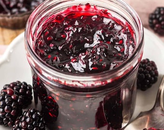 Geleia caseira fresca de amora, morango e mirtilo: 226 g (8 oz) de frutas 100% naturais