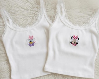 Débardeur court brodé Minnie Mouse et Daisy Duck, t-shirts bébé avec bordure en dentelle blanche, jolis hauts d'été Disney assortis de l'an 2000, chemise meilleurs amis