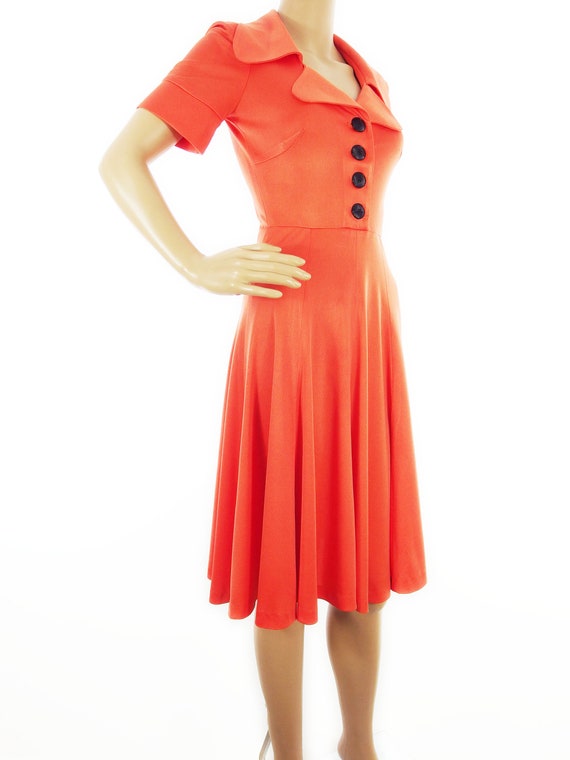 Original 70s Bus Stop Style Coral Fluted A-Line F… - image 2