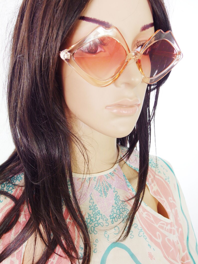 70S Style Pop Art Retro Lip Shaped Novelty Sunglasses in Etsy UK