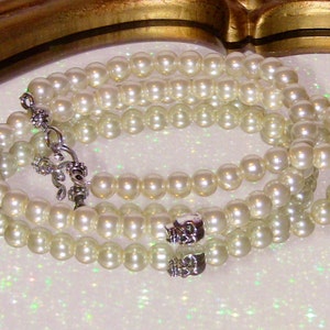 Rockabilly Pearl and Skull Necklace Bridal Jewelry Christmas Gift