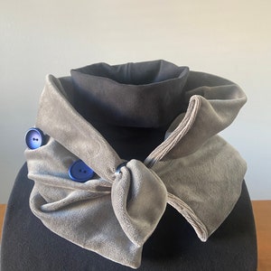 Soft and Cozy Gray Velour Scarflette with Matte Metallic Blue Buttons image 4